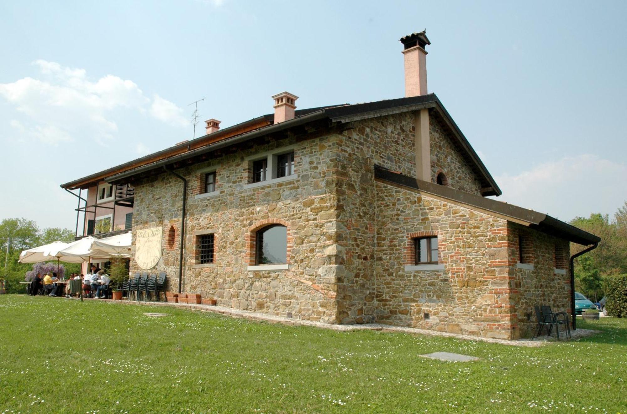 Agriturismo Scacciapensieri Villa Buttrio Esterno foto